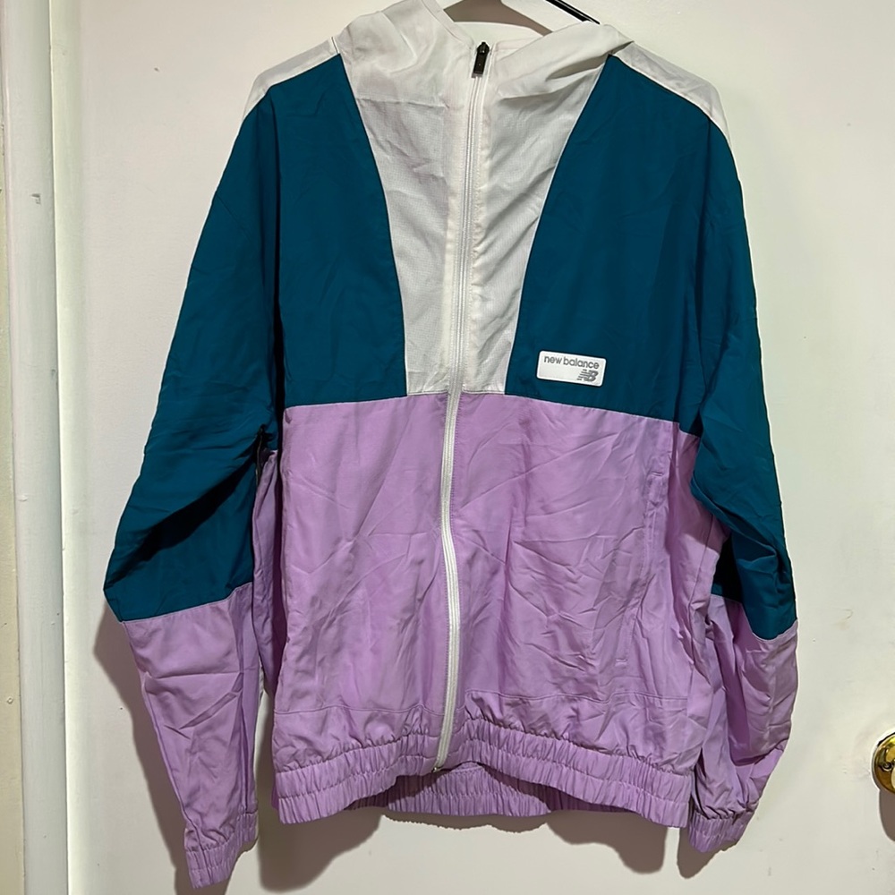 Men’s new balance windbreaker
